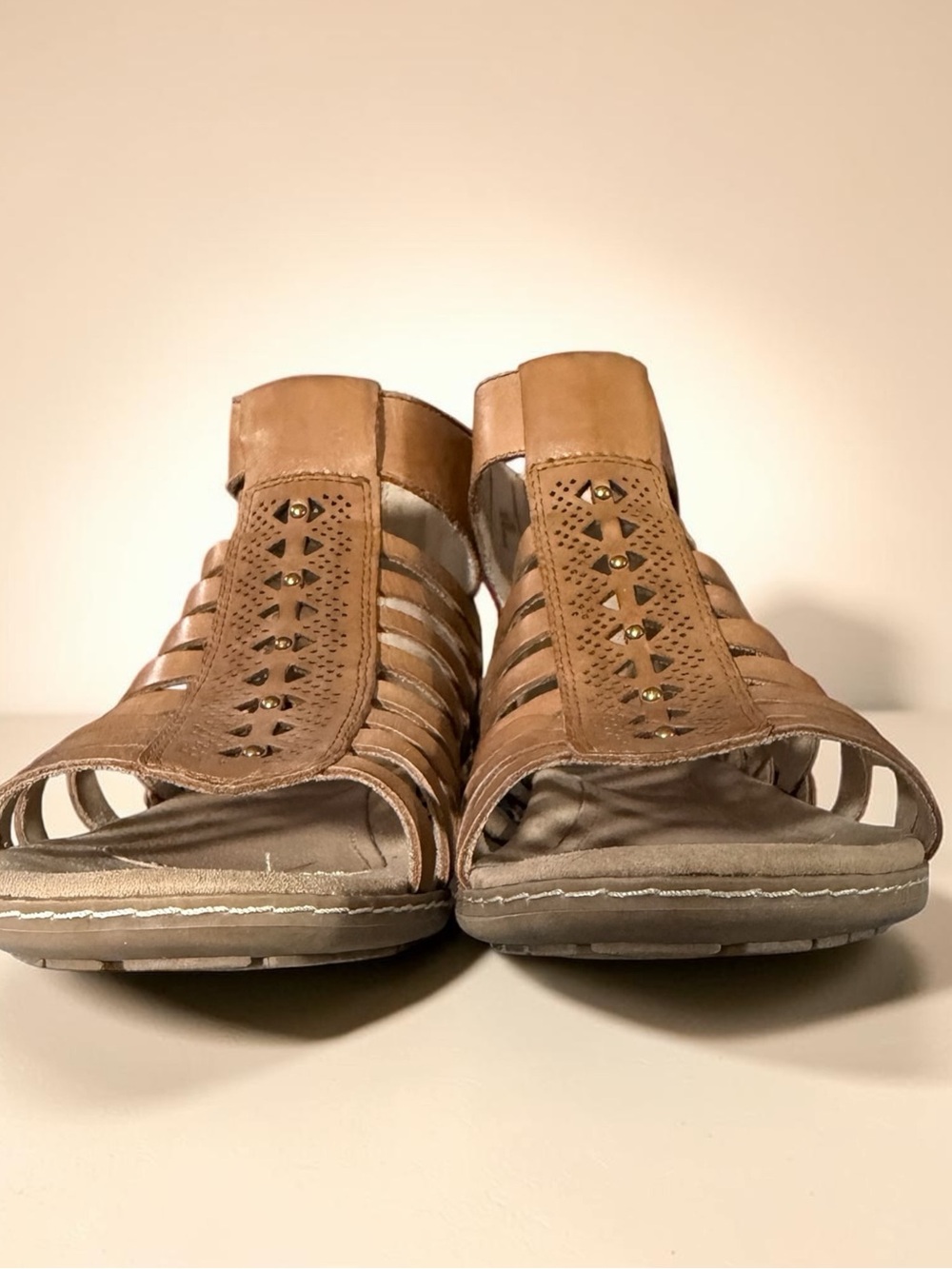 Earth Shoes Camellia Marconi Gladiators - Size 10 - Picture 9 of 15